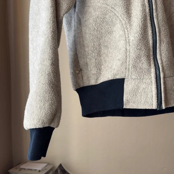 Vintage 80s MEC Fleece Full Zip - Picture 3 of 10